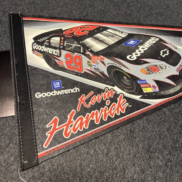 Kevin Harvick #29 Nascar Racing Pennant Limited Edition of 5000 - Picture 3 of 10